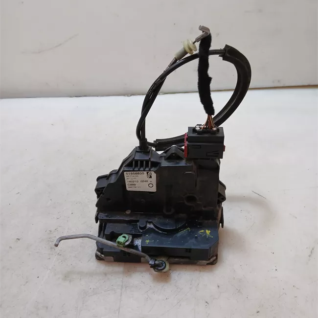 Serratura porta anteriore sinistra