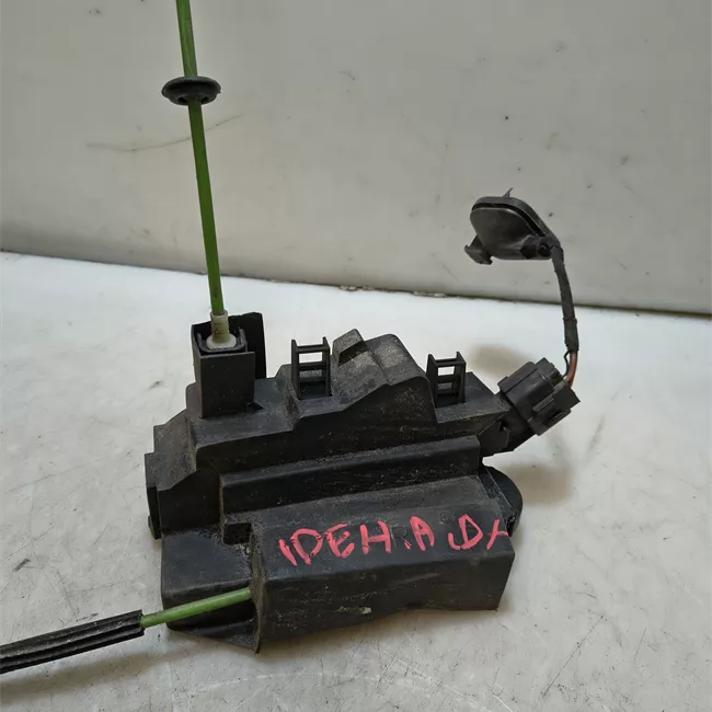 Serratura chiusura centralizzata porta anteriore destra