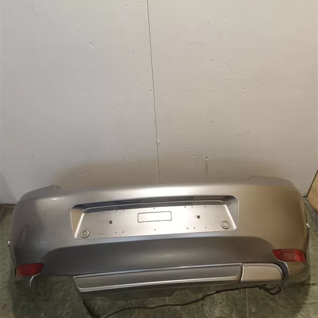 Paraurti posteriore con sensore parcheggio primer