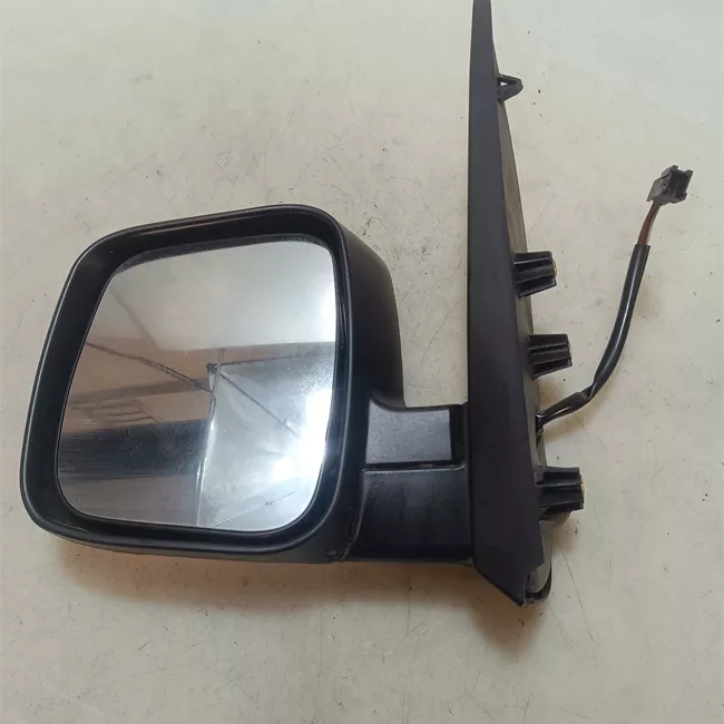 Retrovisore esterno sinistro