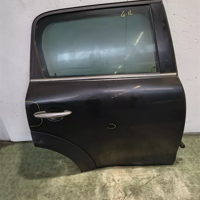 Porta posteriore destra