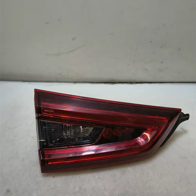 Fanale posteriore parte interno sinistro