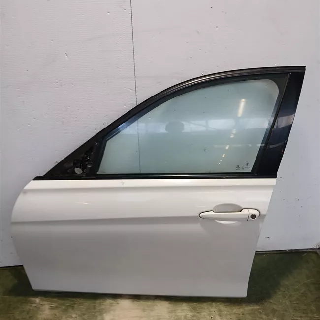 Porta anteriore sinistra