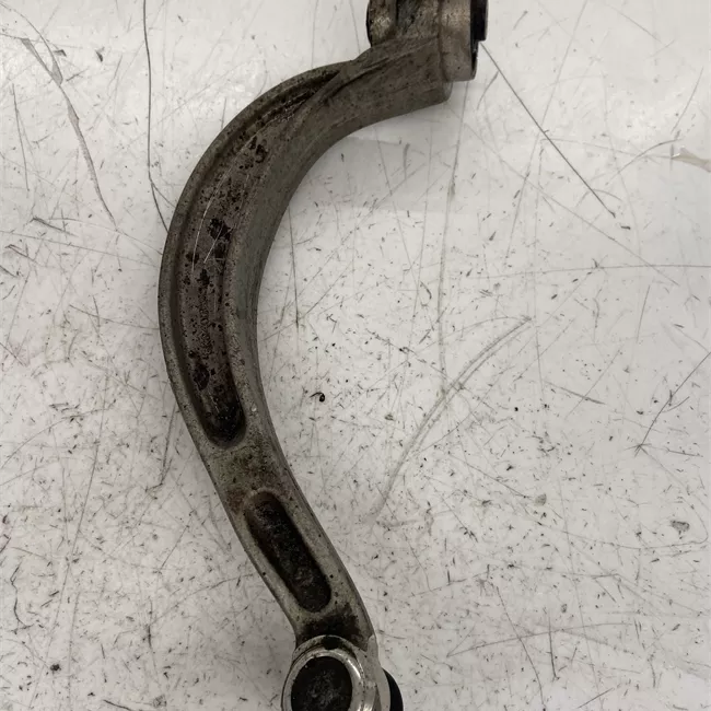 Braccio oscillante superiore sospensione posteriore sinistro