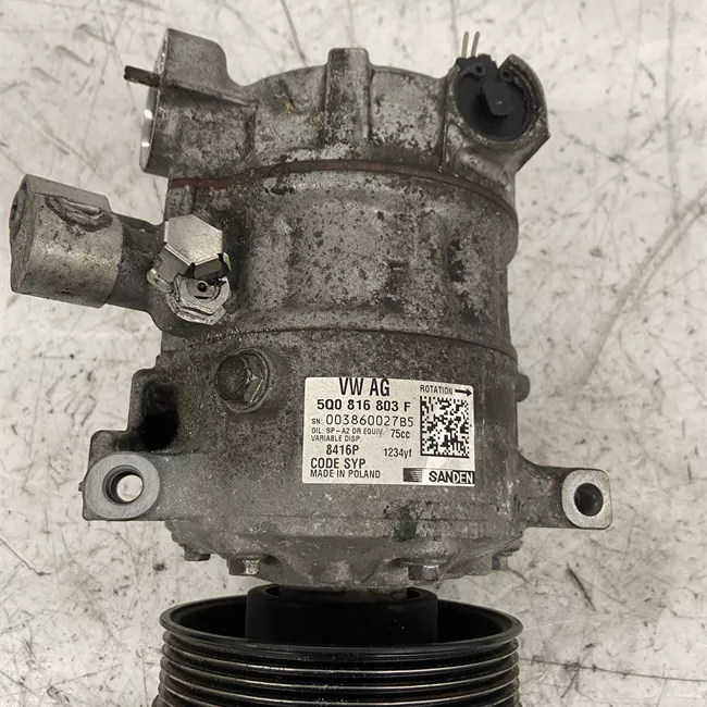 Compressore aria condizionata DENSO