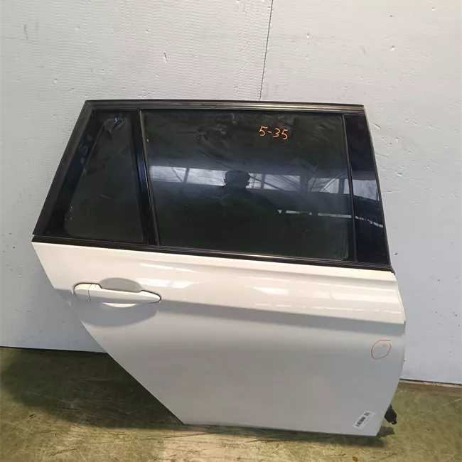 Porta posteriore destra