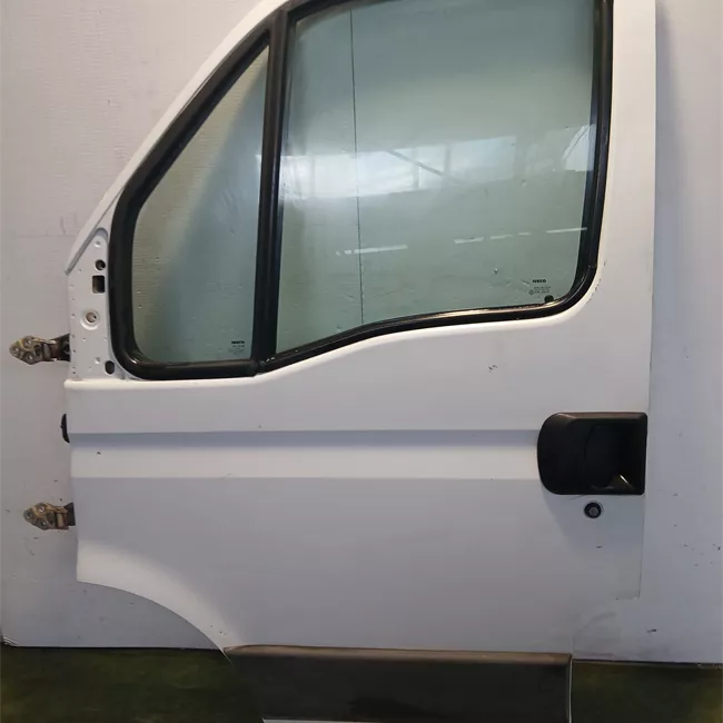 Porta anteriore sinistra