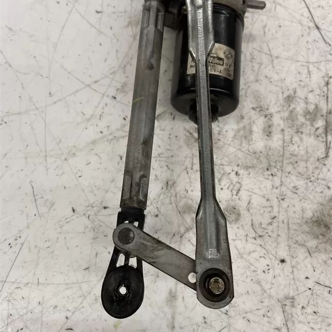 Meccanismo tergiparabrezza con motorino