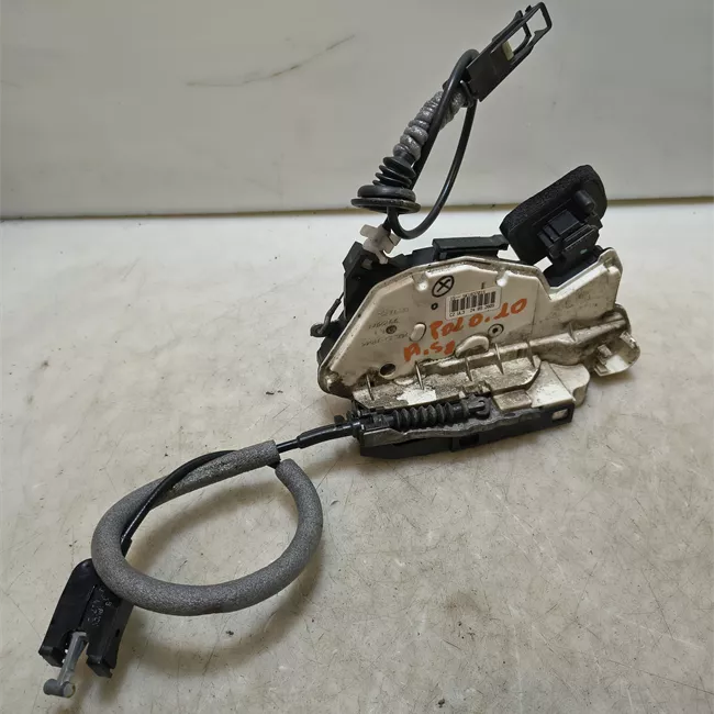 Serratura porta anteriore sinistra senza disposteriore Safe, con telecomando