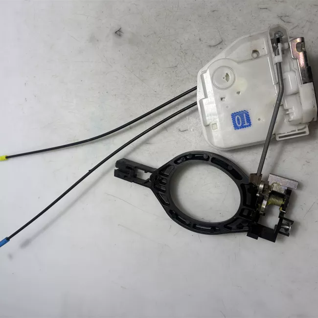 Serratura porta posteriore destra con doppia chiusura