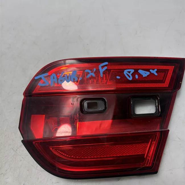 Fanale posteriore parte interno destro