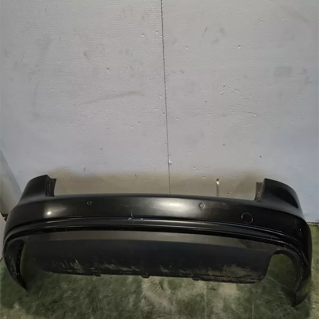 Paraurti posteriore con sensore parcheggio primer