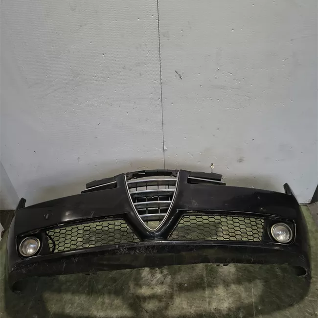 Paraurti anteriore con primer