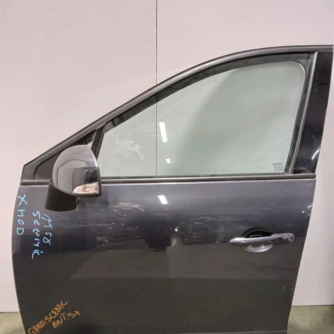 Porta anteriore sinistra