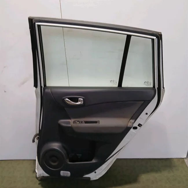 Porta posteriore destra