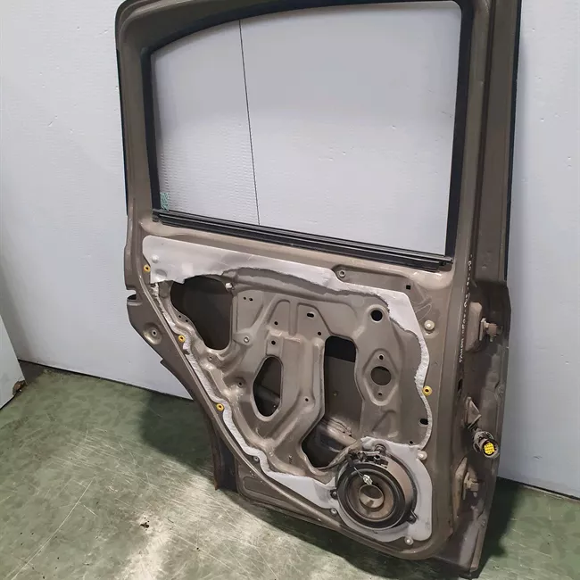 Porta posteriore sinistra