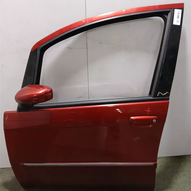 Porta anteriore sinistra