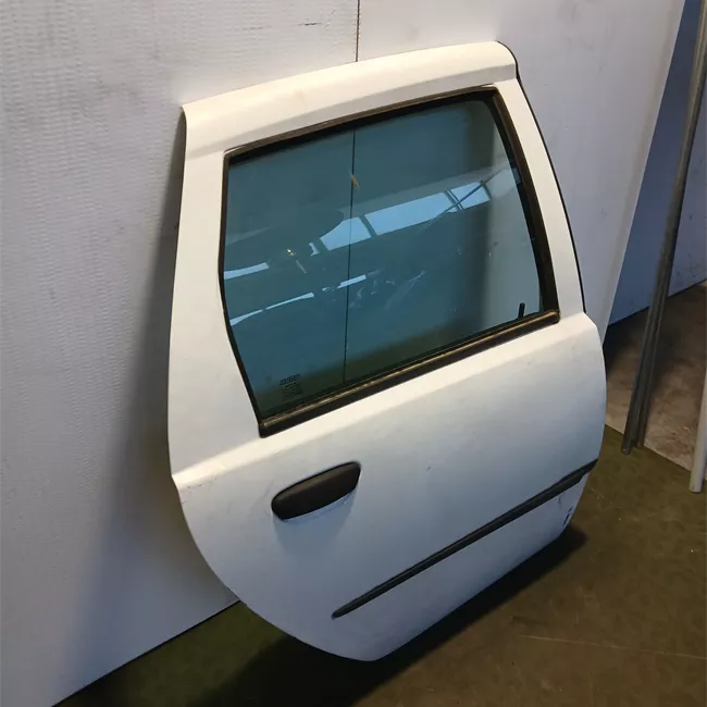 Porta posteriore destra