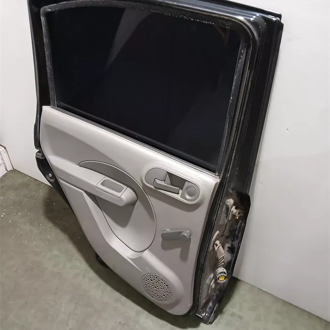 Porta posteriore sinistra