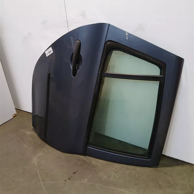 Porta posteriore destra