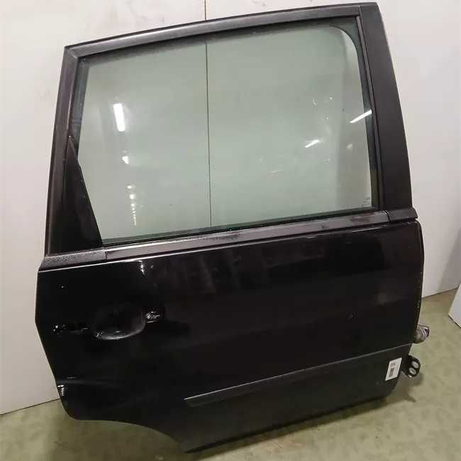 Porta posteriore destra