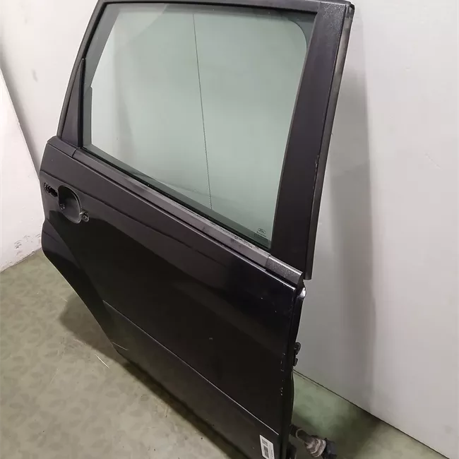 Porta posteriore destra