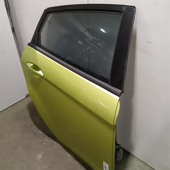 Porta posteriore destra