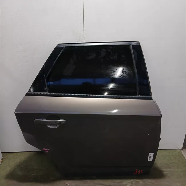 Porta posteriore destra