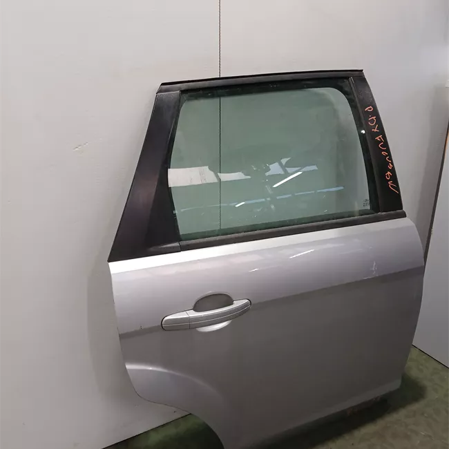 Porta posteriore destra