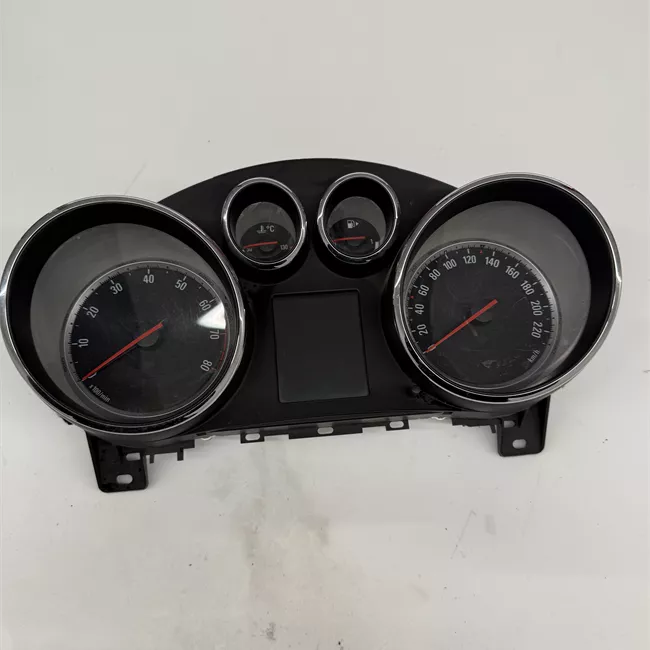 Quadro strumenti completo con LCD informazioni cent