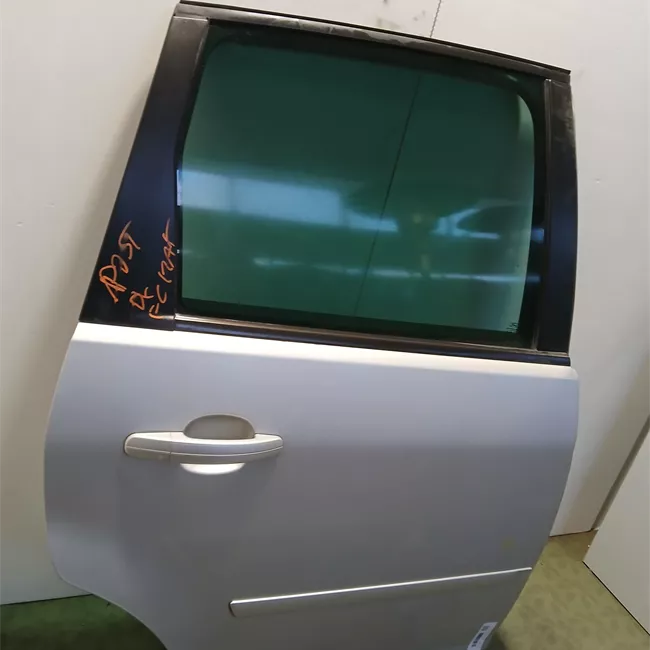 Porta posteriore destra