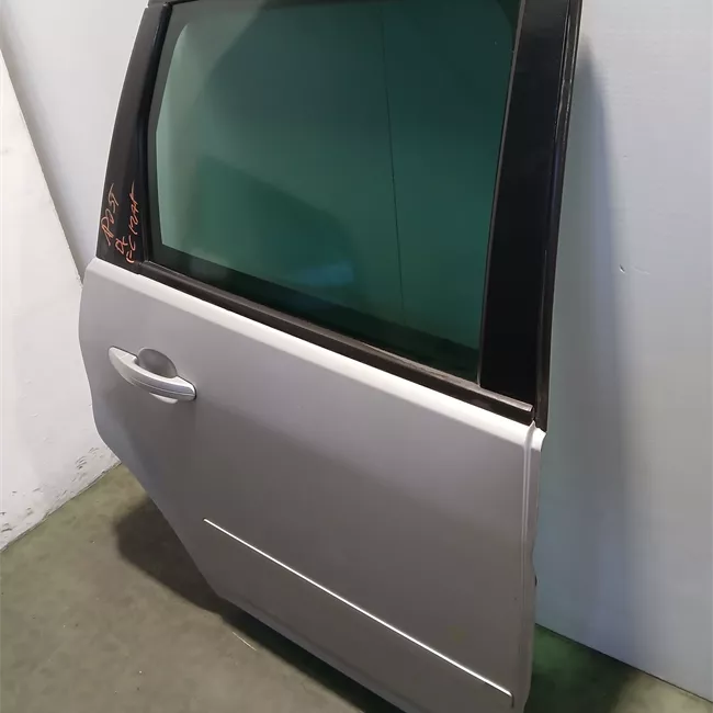 Porta posteriore destra