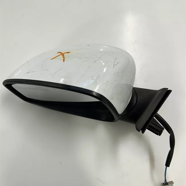 Retrovisore esterno sinistro Elettrico