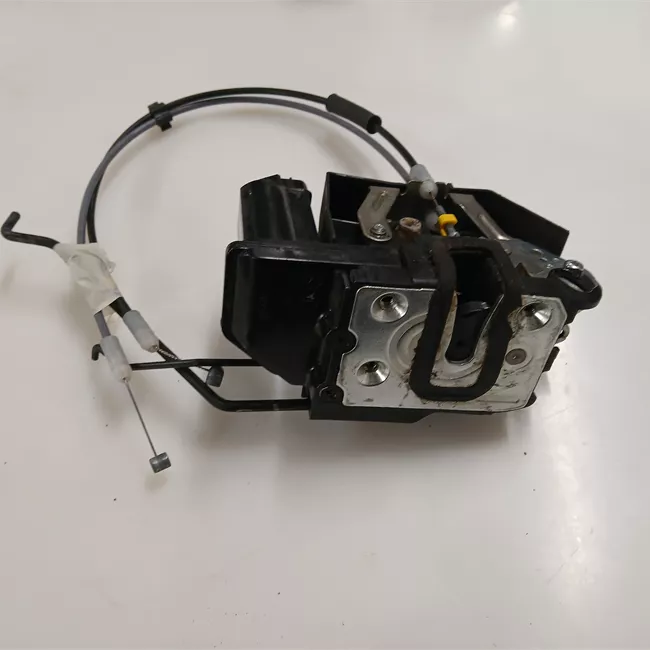 Serratura porta anteriore sinistra