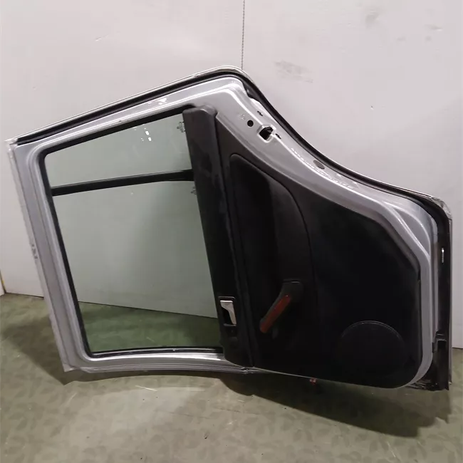 Porta posteriore destra