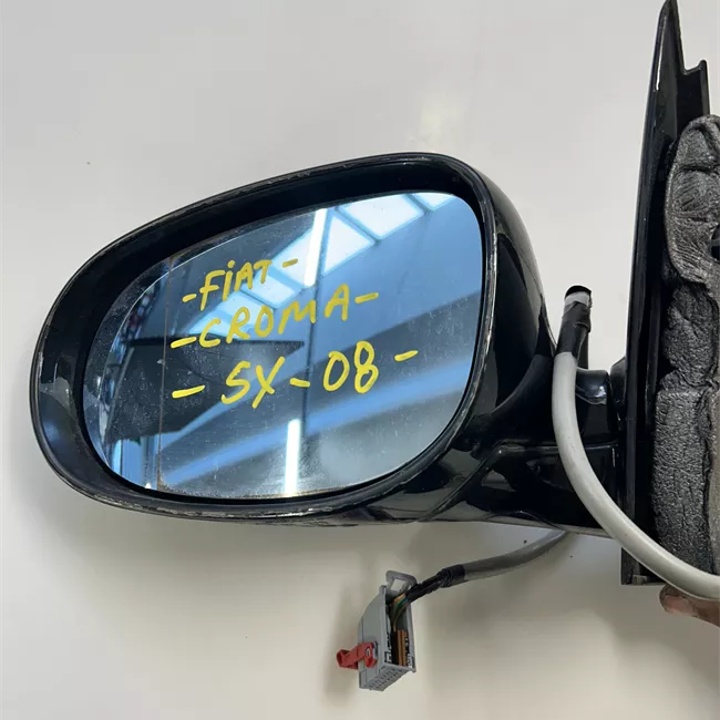 Retrovisore esterno sinistro