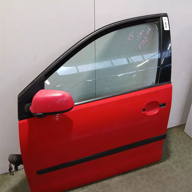 Porta anteriore sinistra