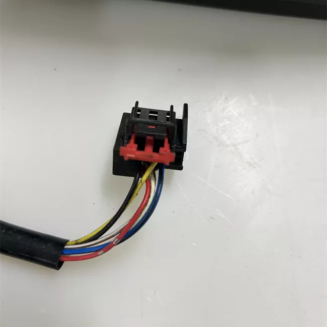 Retrovisore esterno regolazione elettrica sinistro nero