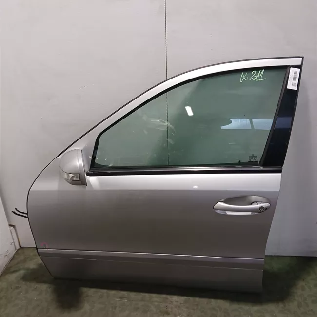 Porta anteriore sinistra