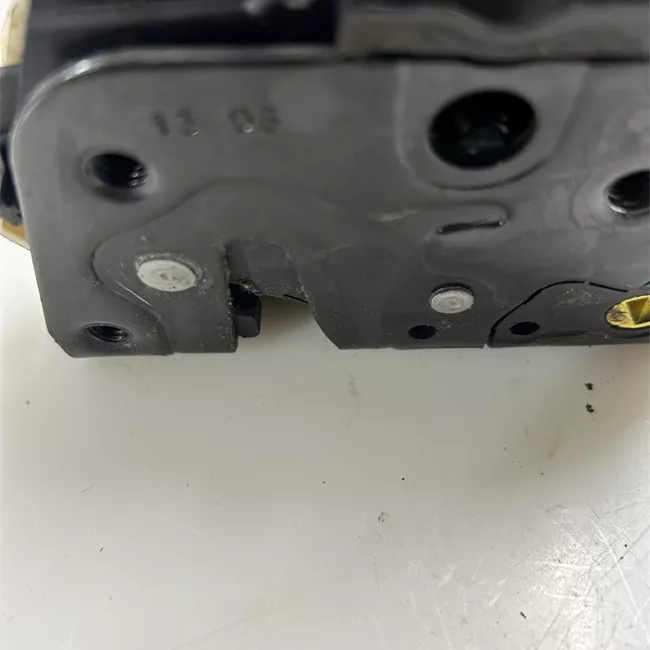 Serratura porta posteriore sinistra