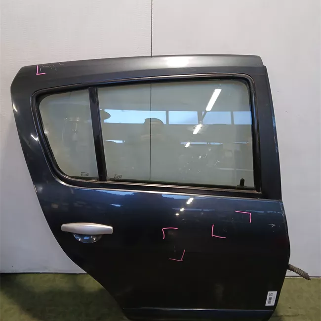 Porta posteriore destra