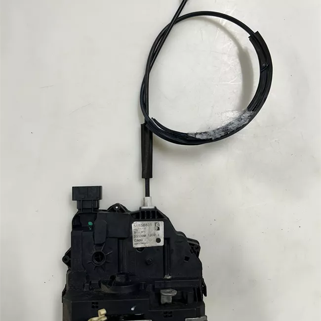 Serratura porta anteriore destra