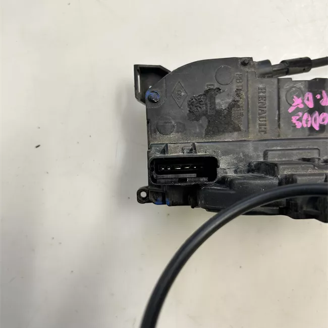 Serratura porta posteriore destra