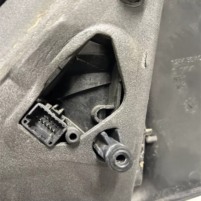 Retrovisore esterno regolazione elettrica destro Retrovisori esterni 01