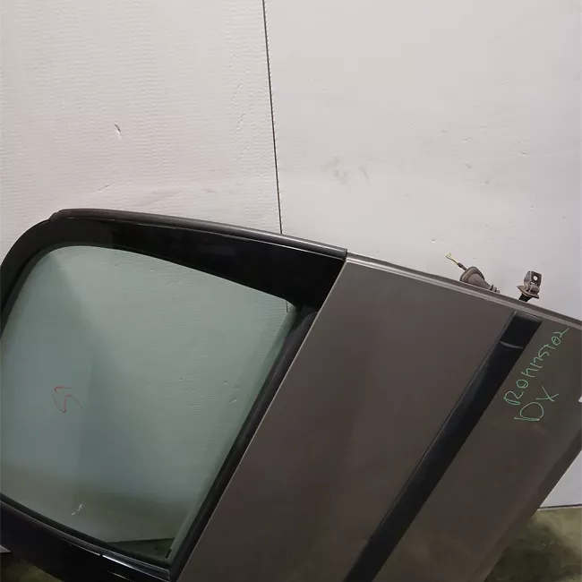 Porta posteriore destra