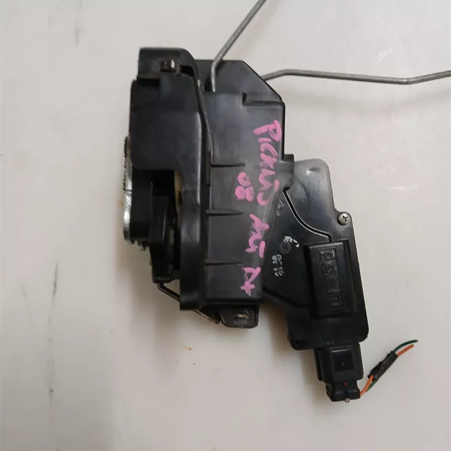 Serratura porta anteriore destra con chiusura centralizzata