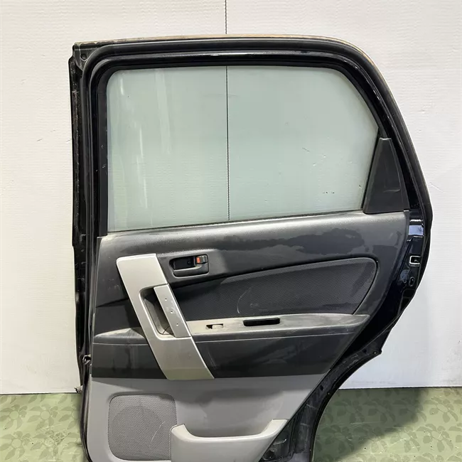 Porta posteriore destra