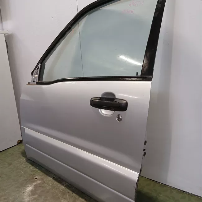 Porta anteriore sinistra