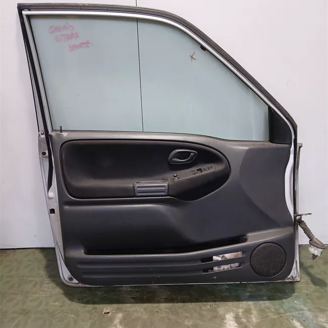 Porta anteriore sinistra