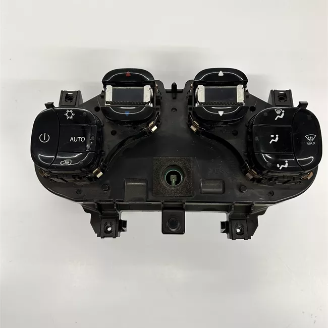 Blocco comando climatizzazione con a/c auto